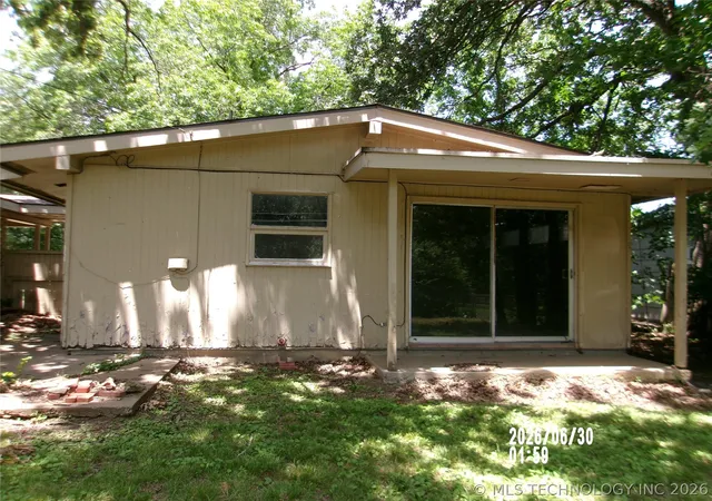 Photo 3 of Sale Pending at 608 Parkview Dr, Bartlesville, OK 74003 | MLS# 2623849 | Listing updated on 2026-08-28