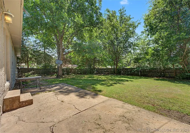Homes for sale in Broken Arrow, OK | 503 W Toledo Pl, Broken Arrow, OK 74012 | MLS# 2624224