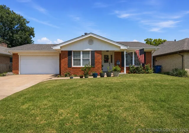 1st image of 1929 S 111th Ave, Tulsa, OK 74128 | MLS# 2624852