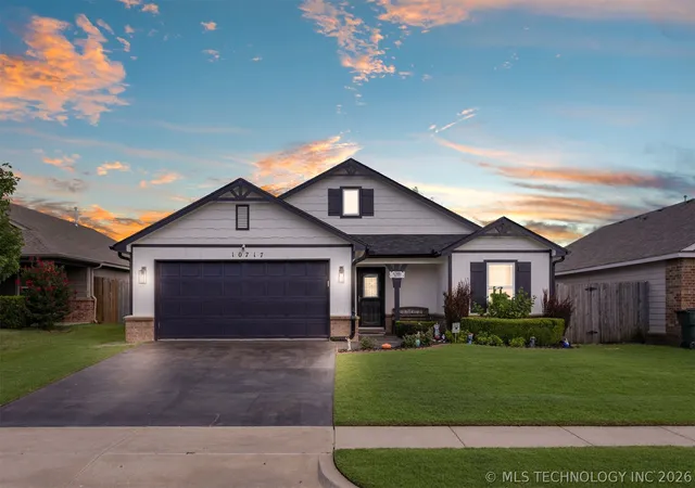 Photo 1 of Sale Pending at 10717 N 152nd East Ave, Owasso, OK 74055 | MLS# 2623984 | Listing updated on 2026-08-20