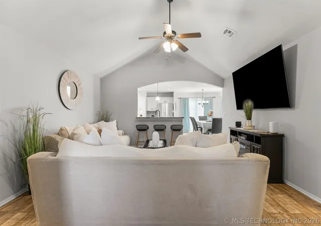 Photo 3 of Sale Pending at 10717 N 152nd East Ave, Owasso, OK 74055 | MLS# 2623984 | Listing updated on 2026-08-20