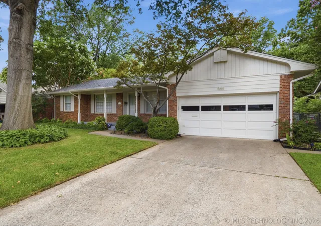 3rd image of 5218 S Birmingham Pl, Tulsa, OK 74105 | MLS# 2624705