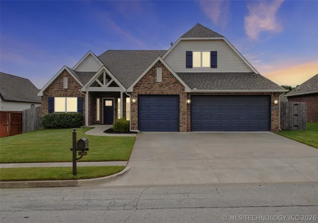 1st image of 13866 S 21st Pl E, Bixby, OK 74008 | MLS# 2625042