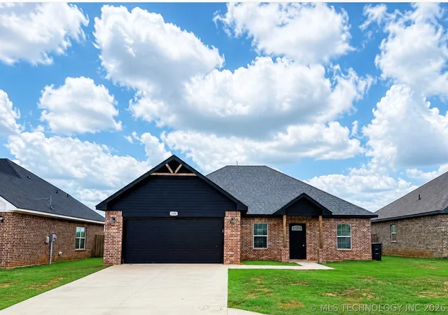 1st image of 440 Venus Rd, Durant, OK 74701 | MLS# 2625053