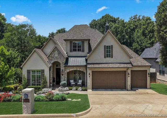 Photo 3 of Sale Pending at 10624 S Nandina Ct, Jenks, OK 74037 | MLS# 2624893 | Listing updated on 2026-08-25