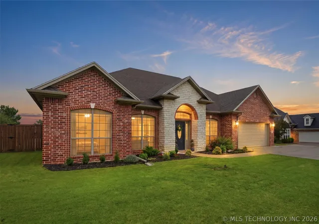 1st image of 1510 Remington West Cir, Durant, OK 74701 | MLS# 2625083
