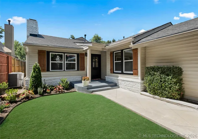 Photo 3 of Sale Pending at 14 E 26th Street, Tulsa, OK 74114 | MLS# 2625108 | Listing updated on 2026-08-20