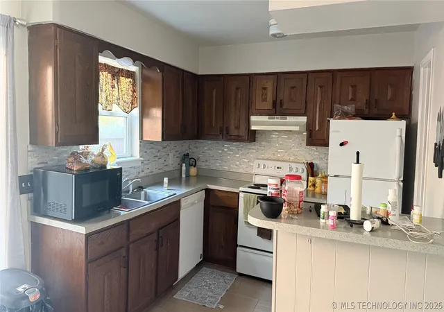 Photo 3 of Condo for sale at 4331 E 68th Street #506, Tulsa, OK 74136 | MLS# 2625101 | Listing updated on 2026-08-20