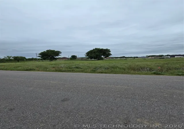 1st image of 003 Lake Estates Dr, Mead, OK 73449 | MLS# 2625136
