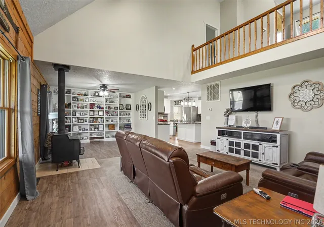 3rd image of 1501 N Haskell Blvd, Haskell, OK 74436 | MLS# 2624895