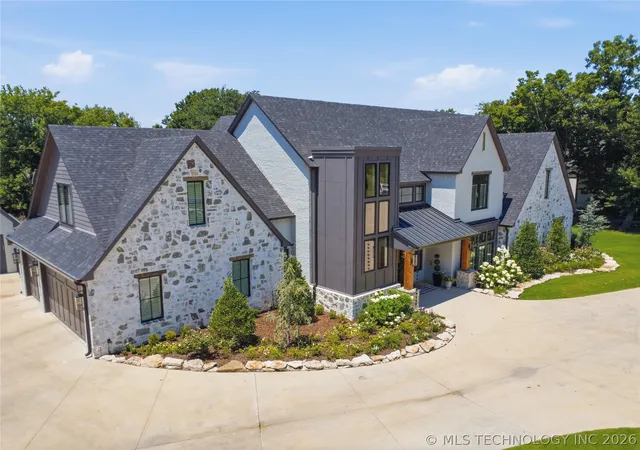 Photo 3 of Single family home for sale at 17530 E Anthem Ridge Rd, Owasso, OK 74055 | MLS# 2625091 | Listing updated on 2026-08-28