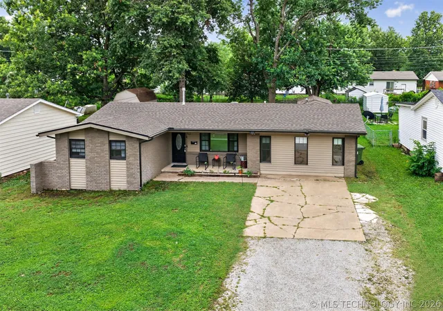 5th image of 322 E Maple St, Skiatook, OK 74070 | MLS# 2625116