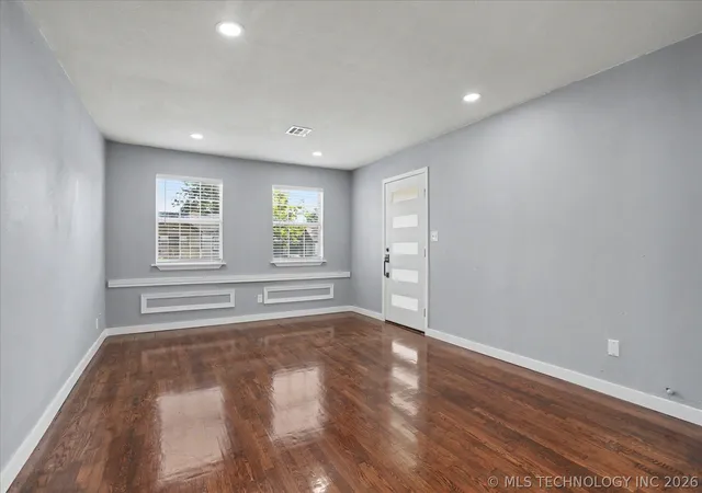 3rd image of 244 E 27Th Ct, Tulsa, OK 74106 | MLS# 2625100