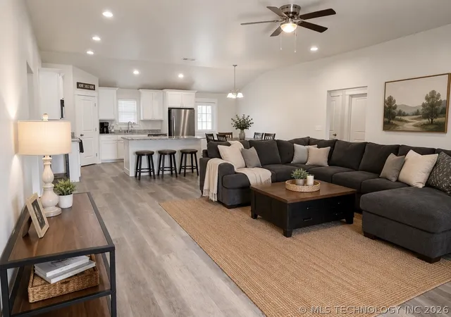 Photo 3 of Sale Pending at 157 Kat's Ave, Durant, OK 74701 | MLS# 2625173 | Listing updated on 2026-08-24