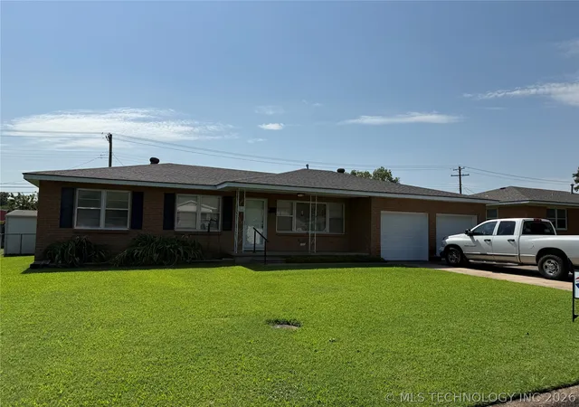 Homes for sale in Muskogee, OK | 129 S Camden St, Muskogee, OK 74403 | MLS# 2625201