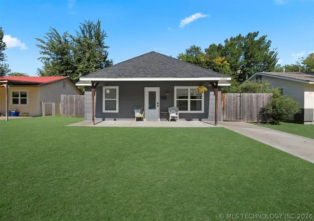 Photo 1 of Single family home for sale at 2322 S Cedar St, Sapulpa, OK 74066 | MLS# 2625143 | Listing updated on 2026-08-24