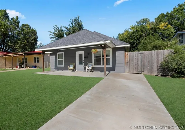 Photo 3 of Single family home for sale at 2322 S Cedar St, Sapulpa, OK 74066 | MLS# 2625143 | Listing updated on 2026-08-24