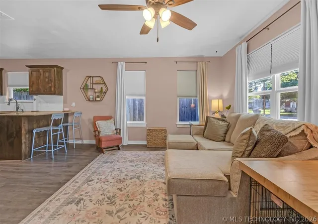 Photo 4 of Single family home for sale at 2322 S Cedar St, Sapulpa, OK 74066 | MLS# 2625143 | Listing updated on 2026-08-24