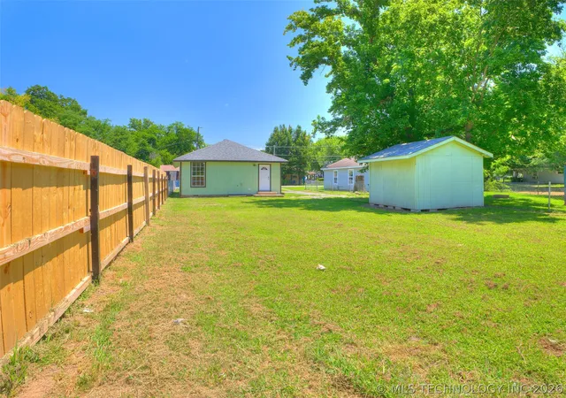 Photo 3 of Sale Pending at 400 S 53rd Westavenue, Tulsa, OK 74127 | MLS# 2625215 | Listing updated on 2026-08-28