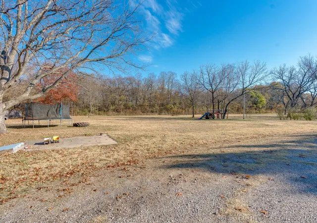 51st image of 24073 N County Road 3292 Road, Wynnewood, OK 73098 | MLS# 2625219