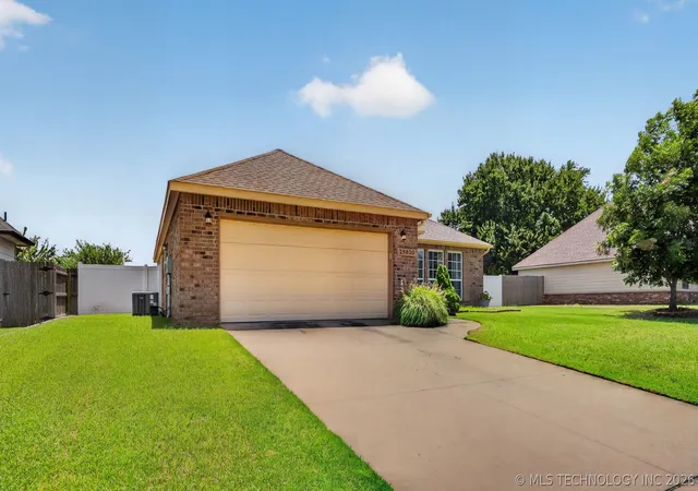 Homes for sale in Coweta, OK | 29820 E 137th Pl, Coweta, OK 74429 | MLS# 2620314