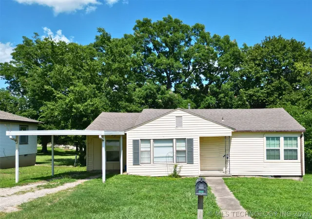 1st image of 1002 S Highland, Ada, OK 74820 | MLS# 2624567