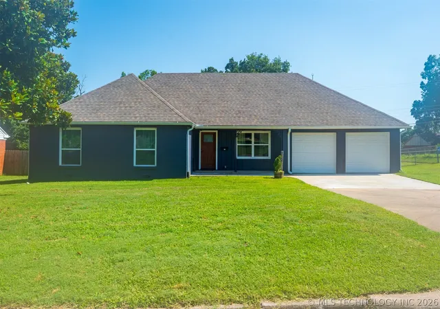 1st image of 212 E 13th St, Sand Springs, OK 74063 | MLS# 2625066
