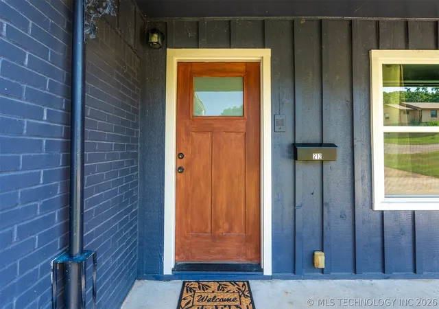 3rd image of 212 E 13Th St, Sand Springs, OK 74063 | MLS# 2625066