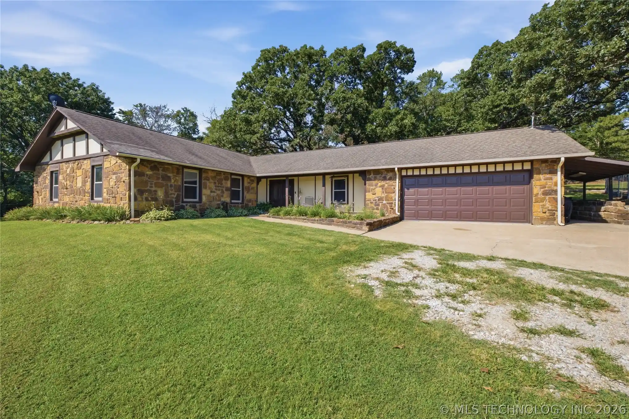 Single family home for sale at 20692 E 185th Street S, Haskell, OK 74436 | MLS# 2625113