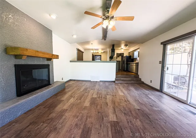 2nd image of 15921 E 131st St S #2, Broken Arrow, OK 74011 | MLS# 2622240