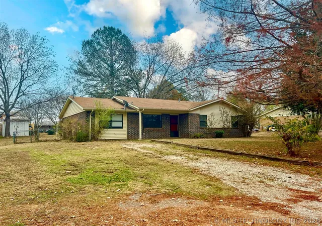 33rd image of 9816 County Rd 3579, Ada, OK 74820 | MLS# 2624980