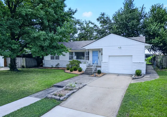 Photo 3 of Single family home for sale at 4556 E 28th Street, Tulsa, OK 74114 | MLS# 2625228 | Listing updated on 2026-08-24