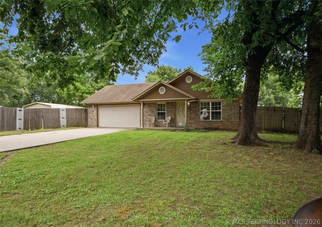 1st image of 108 W Division St, Oktaha, OK 74450 | MLS# 2625189