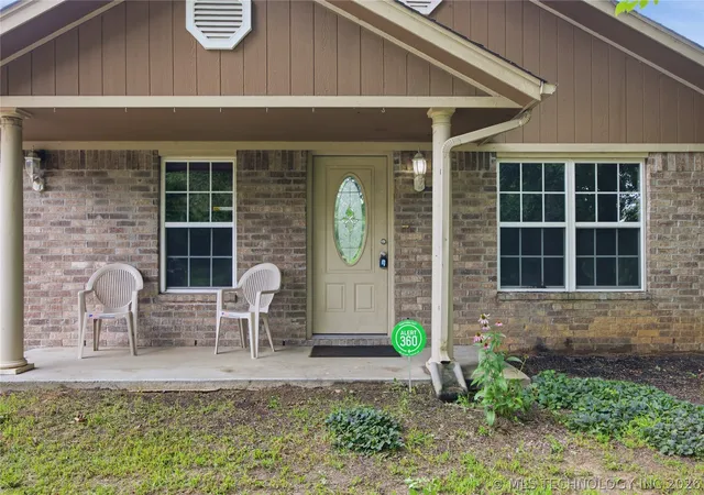 3rd image of 108 W Division St, Oktaha, OK 74450 | MLS# 2625189
