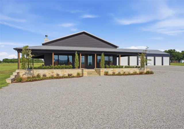 Photo 2 of Sale Pending at 160 Alt 75 Hwy, Mounds, OK 74047 | MLS# 2625332 | Listing updated on 2026-08-26