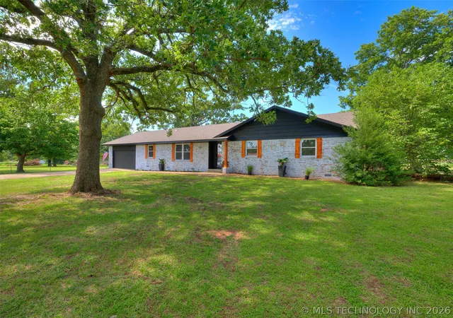 Photo 4 of Sale Pending at 701 W 41st Street, Sand Springs, OK 74063 | MLS# 2625378 | Listing updated on 2026-08-20