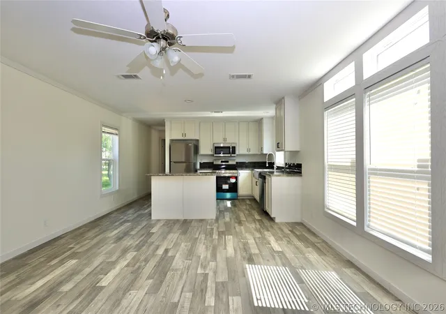 4th image of 706 Labrea, Sulphur, OK 73086 | MLS# 2625036