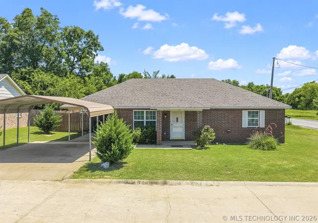 1st image of 366 Elm St, Lone Grove, OK 73443 | MLS# 2625274