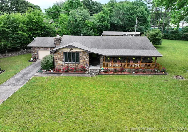 Photo 1 of Single family home for sale at 2487 S Muskogee, Tahlequah, OK 74464 | MLS# 2625390 | Listing updated on 2026-08-20
