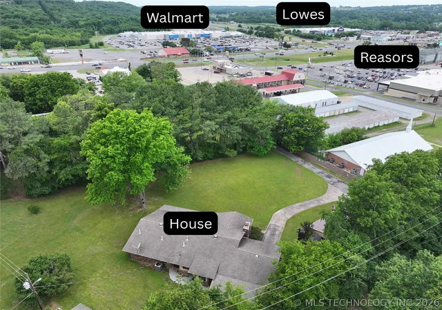 Photo 3 of Single family home for sale at 2487 S Muskogee, Tahlequah, OK 74464 | MLS# 2625390 | Listing updated on 2026-08-20