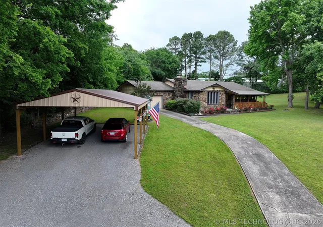 Photo 4 of Single family home for sale at 2487 S Muskogee, Tahlequah, OK 74464 | MLS# 2625390 | Listing updated on 2026-08-20