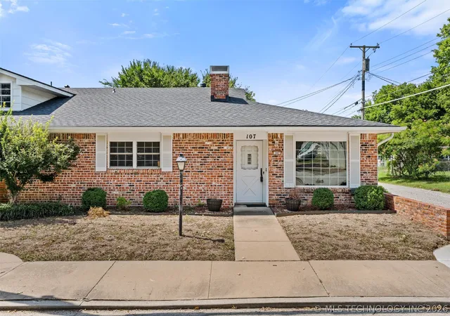Photo 2 of Condo for sale at 107 W 12th Street #107, Bartlesville, OK 74003 | MLS# 2625342 | Listing updated on 2026-08-20