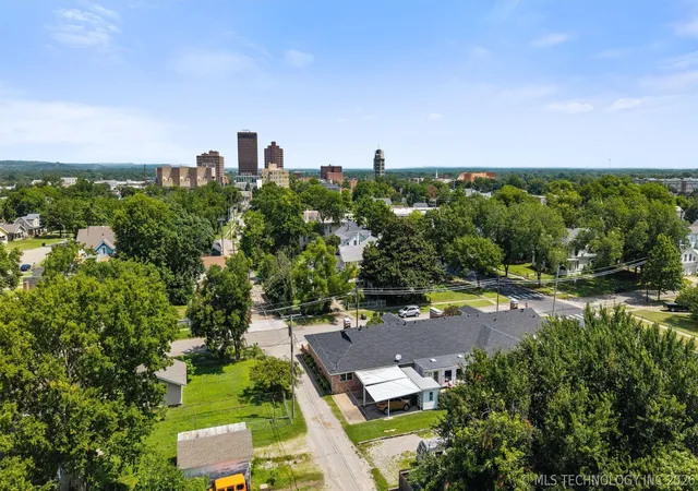 Photo 39 of Condo for sale at 107 W 12th Street #107, Bartlesville, OK 74003 | MLS# 2625342 | Listing updated on 2026-08-20