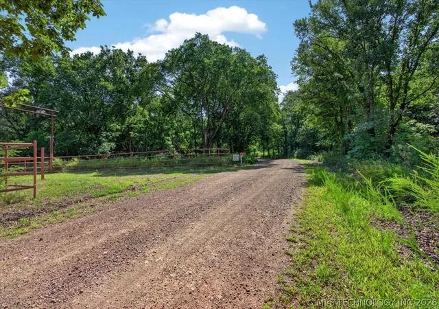 Homes for sale in Tuskahoma, OK | 440213 E 1627, Tuskahoma, OK 74574 | MLS# 2625427