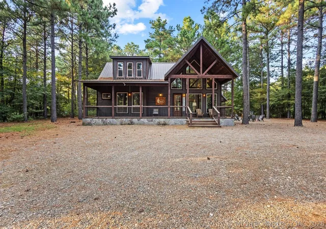Photo 3 of Single family home for sale at 135 Stone Pine, Broken Bow, OK 74728 | MLS# 2624996 | Listing updated on 2026-09-25