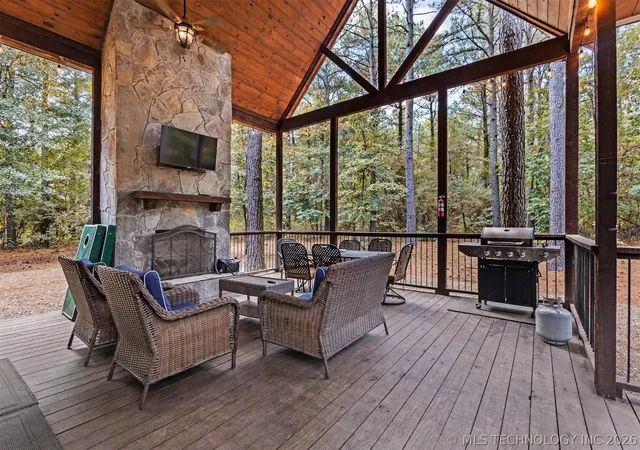 Photo 3 of Single family home for sale at 135 Stone Pine, Broken Bow, OK 74728 | MLS# 2624996 | Listing updated on 2026-09-25