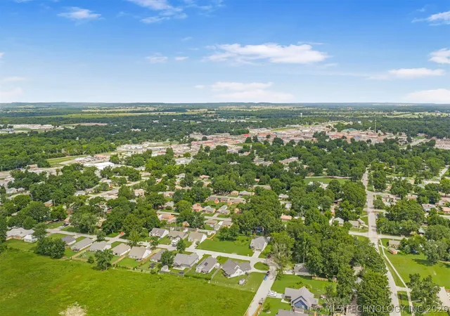 49th image of 330 Se 6th St N, Pryor, OK 74361 | MLS# 2625440