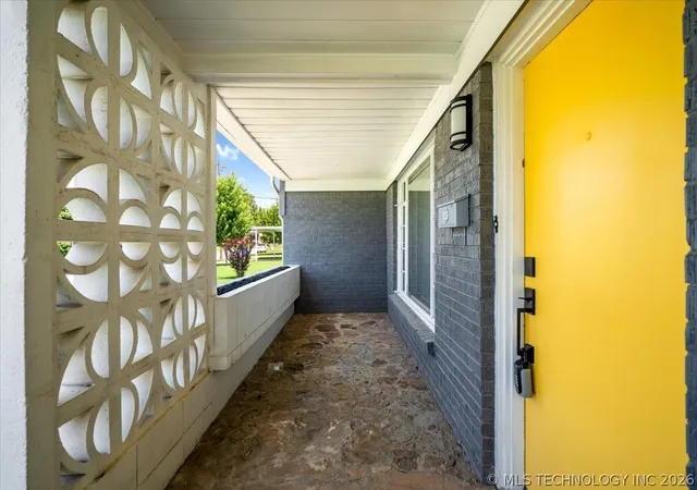 Photo 3 of Single family home for sale at 2647 S Vandalia Ave, Tulsa, OK 74114 | MLS# 2619331 | Listing updated on 2026-08-21