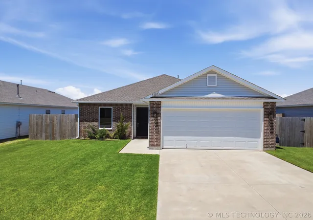 Homes for sale in Broken Arrow, OK | 23247 S 114th St S, Broken Arrow, OK 74014 | MLS# 2625402
