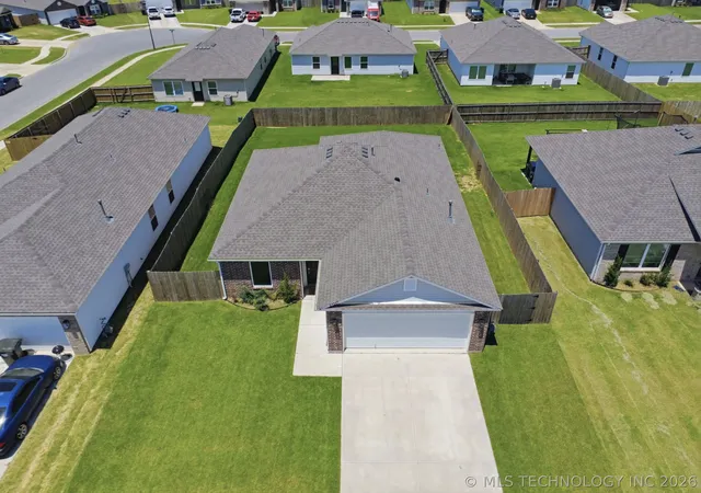 Homes for sale in Broken Arrow, OK | 23247 S 114Th St S, Broken Arrow, OK 74014 | MLS# 2625402